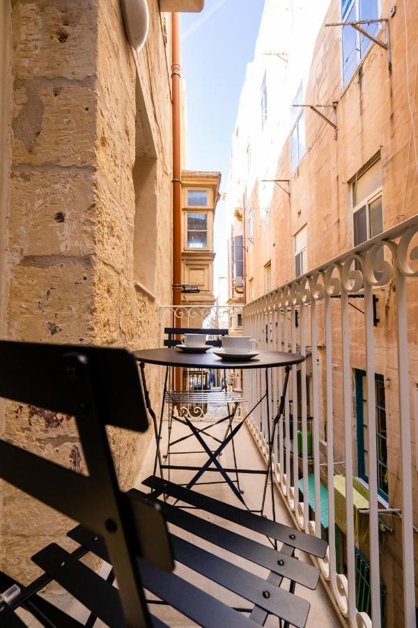 Charming Valletta 1 Bedroom Apartment Off Republic Street Sleeps 4 Eksteriør bilde
